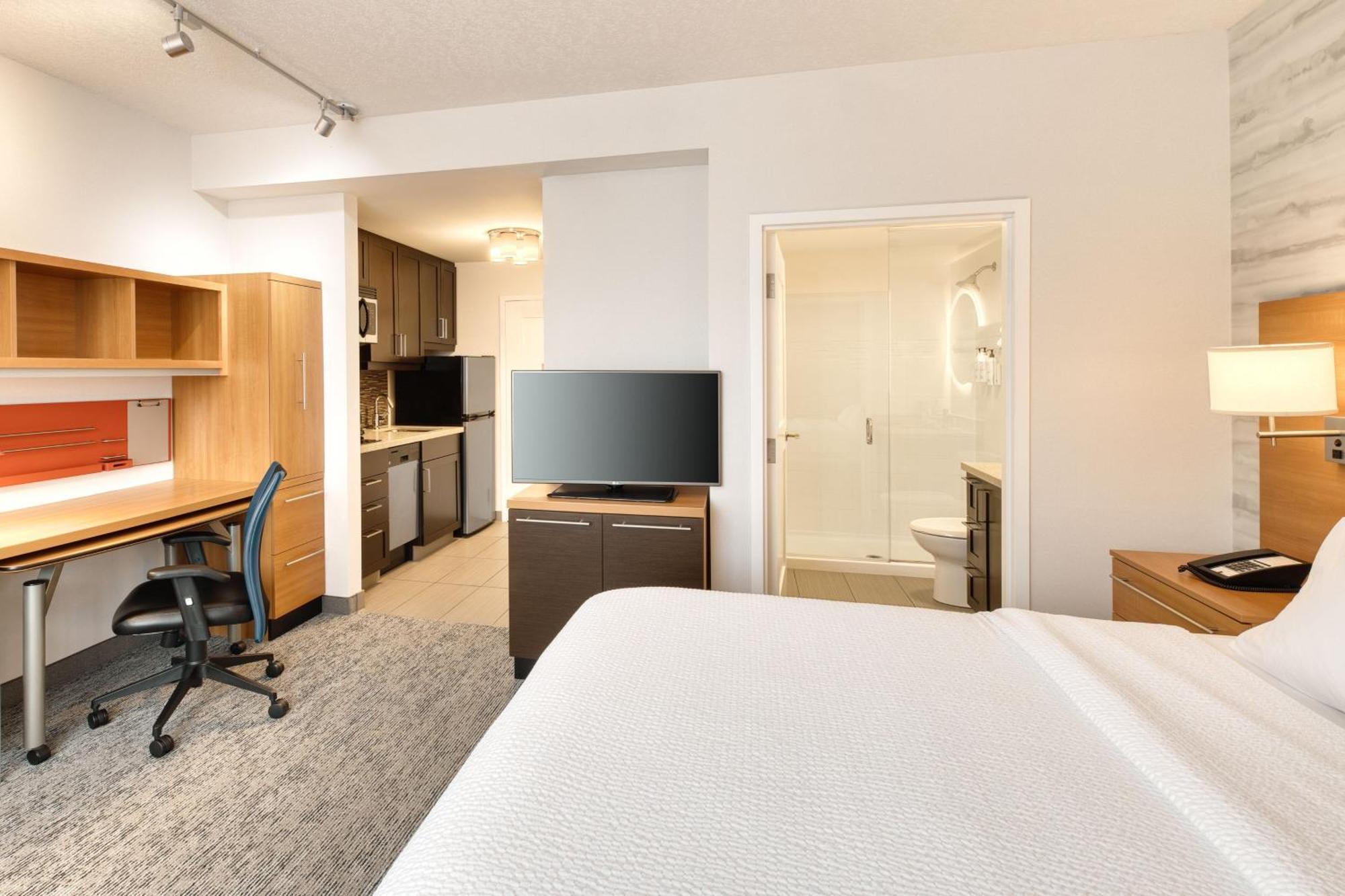 Towneplace Suites By Marriott Belleville Exterior photo
