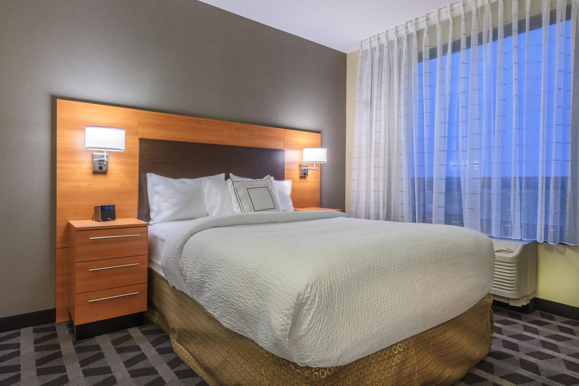 Towneplace Suites By Marriott Belleville Exterior photo
