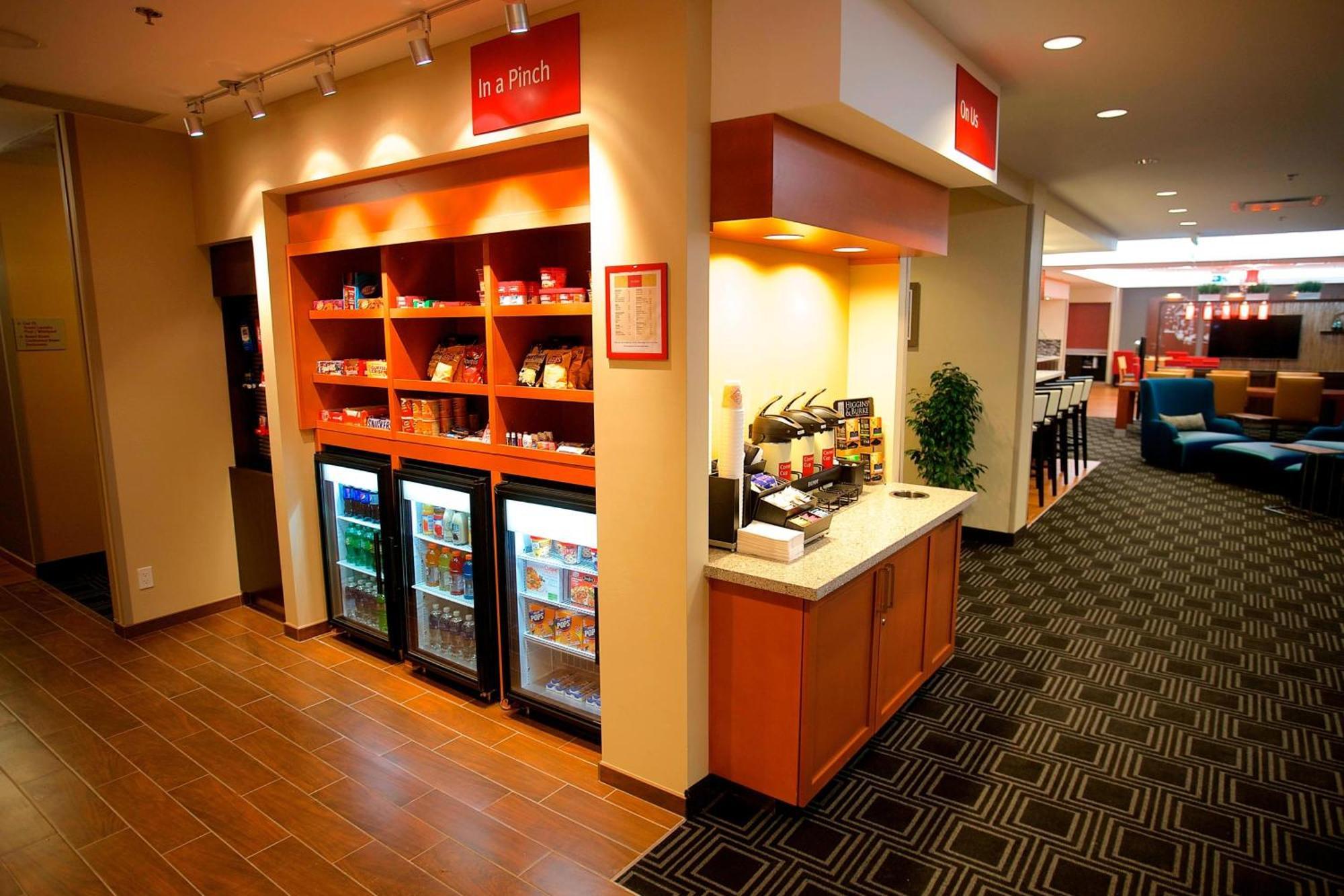 Towneplace Suites By Marriott Belleville Exterior photo